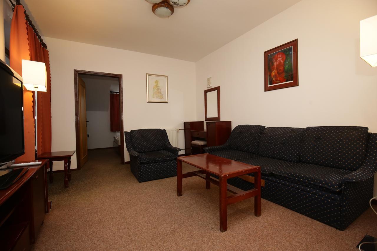 Guesthouse Babin Zub Crni Vrh Zewnętrze zdjęcie